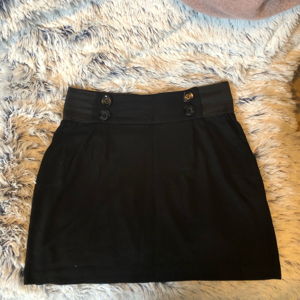 Black skirt